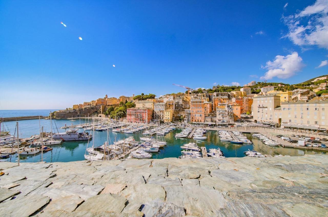 Apartament Beau T2 Sur Le Vieux Port, Centre De Bastia Bastia  Zewnętrze zdjęcie