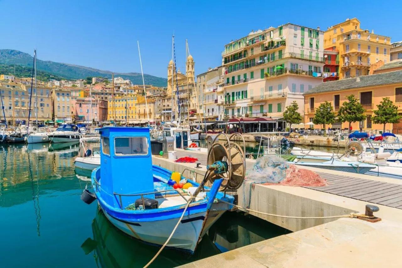 Apartament Beau T2 Sur Le Vieux Port, Centre De Bastia Bastia  Zewnętrze zdjęcie